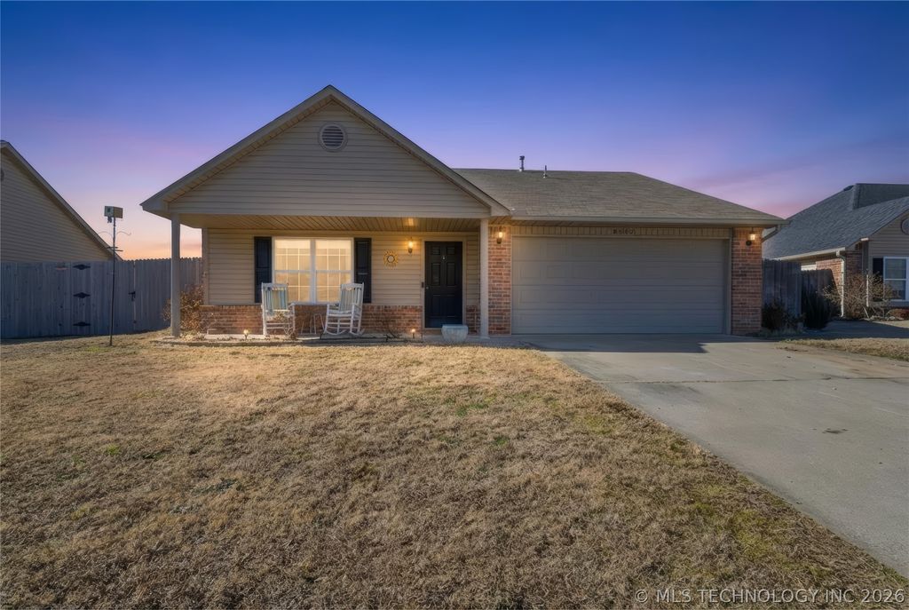 8662 S 262nd East Avenue, Broken Arrow, OK 74014