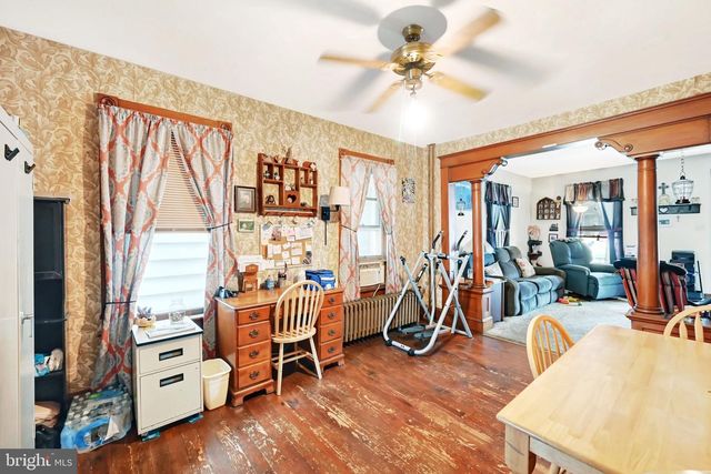 320 SPRING AVE, Hanover, PA 17331