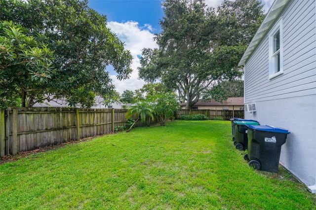 3105 S CRYSTAL LAKE DRIVE, Orlando, FL 32806