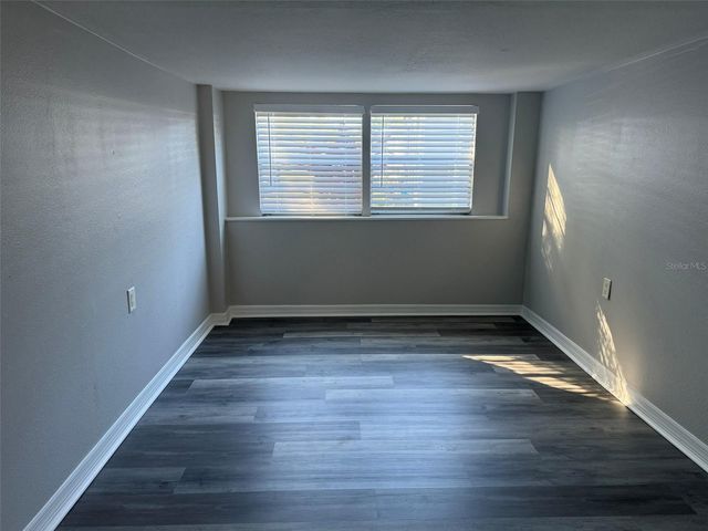 3105 S CRYSTAL LAKE DRIVE, Orlando, FL 32806