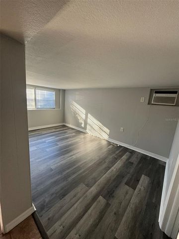 3105 S CRYSTAL LAKE DRIVE, Orlando, FL 32806