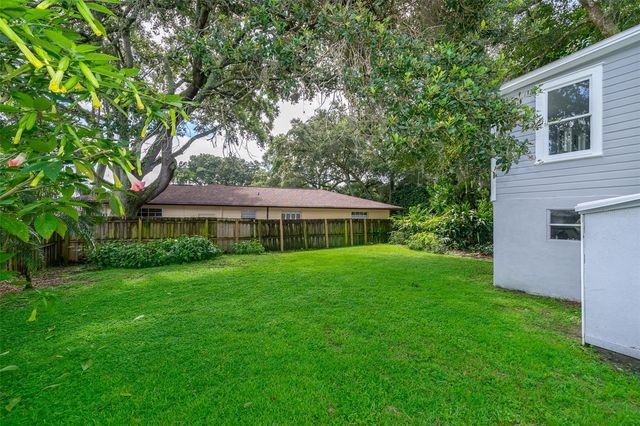 3105 S CRYSTAL LAKE DRIVE, Orlando, FL 32806