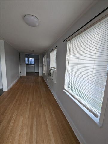 3105 S CRYSTAL LAKE DRIVE, Orlando, FL 32806