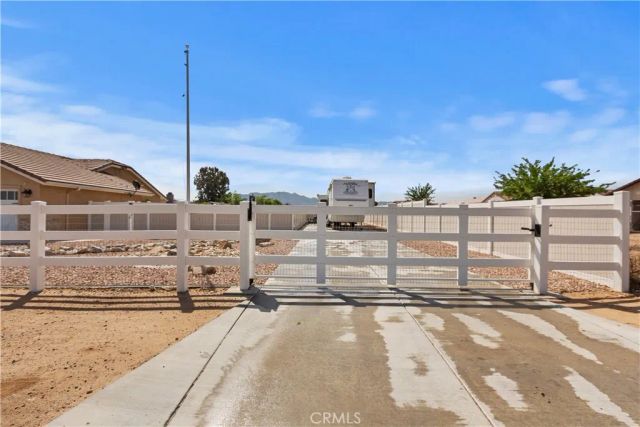 18155 Dunkirk, Hesperia, CA 92345