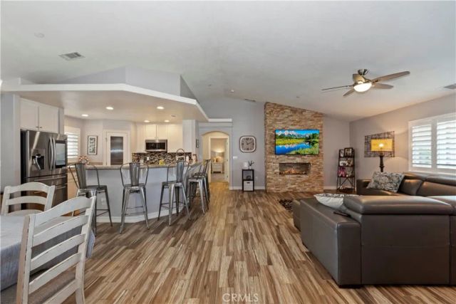 18155 Dunkirk, Hesperia, CA 92345