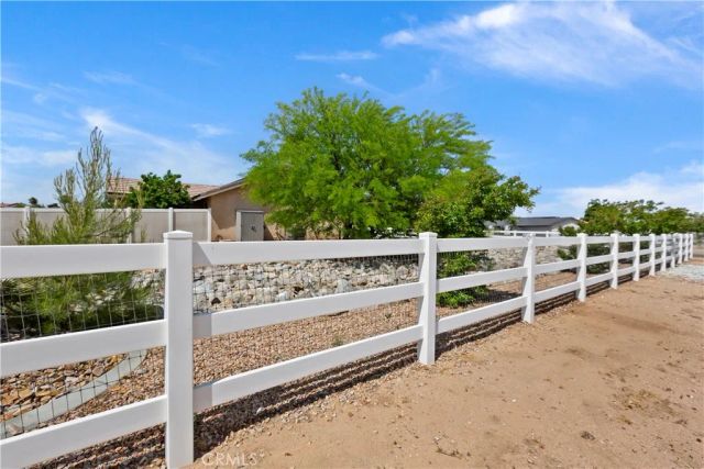 18155 Dunkirk, Hesperia, CA 92345