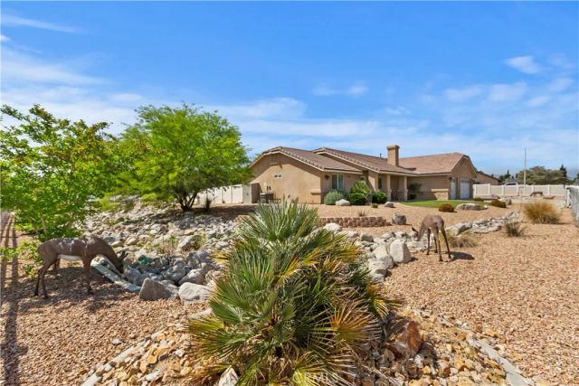 18155 Dunkirk, Hesperia, CA 92345