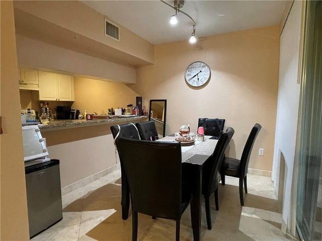 6942 W Sample Road 6942, Coral Springs, FL 33067
