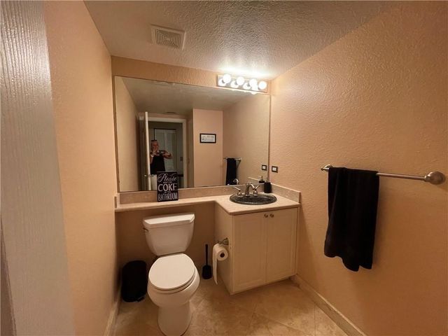 6942 W Sample Road 6942, Coral Springs, FL 33067