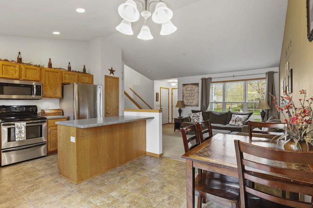 3637 Turning Leaf Drive, Madison, WI 53719