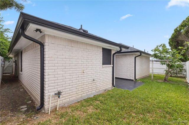 2303 Yarrow Street, Mission, TX 78574