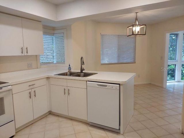 10 MASTERS COURT, Palm Coast, FL 32137