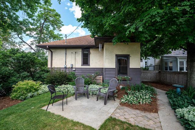 2633 N Wauwatosa AVENUE, Wauwatosa, WI 53213