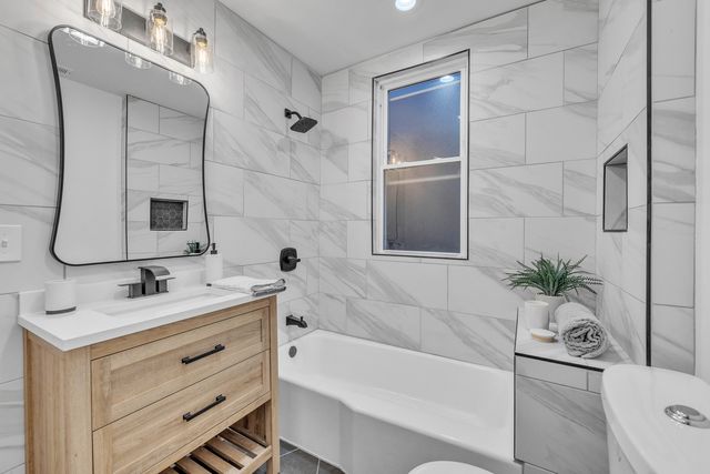 4844 W 23rd Street, Cicero, IL 60804