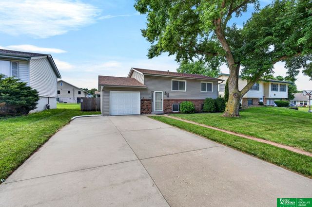 5705 Ogden Street, Omaha, NE 68104