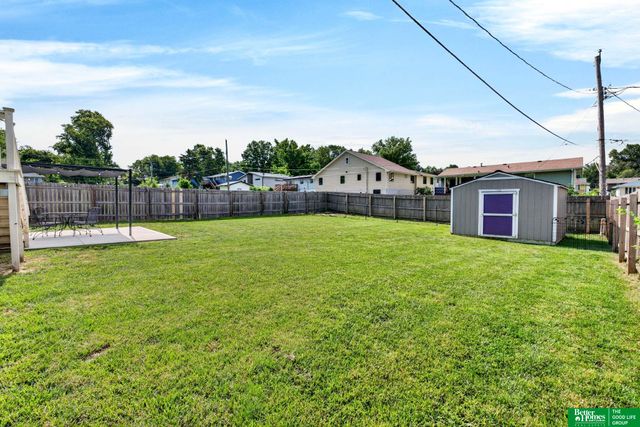 5705 Ogden Street, Omaha, NE 68104
