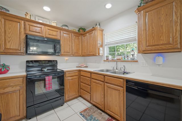 616 N Cherry Street, Aubrey, TX 76227