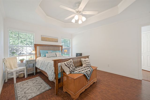 616 N Cherry Street, Aubrey, TX 76227