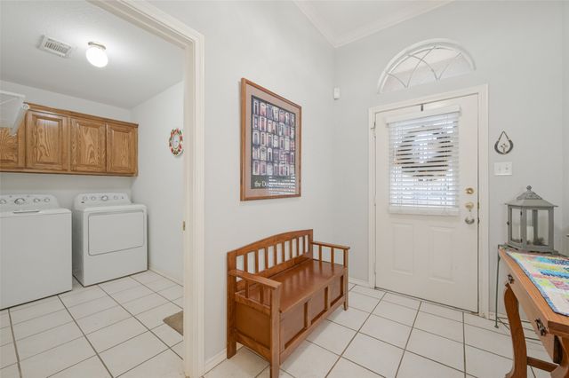 616 N Cherry Street, Aubrey, TX 76227