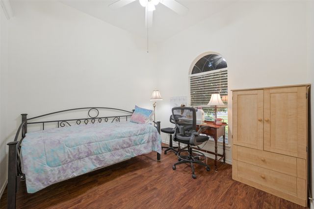 616 N Cherry Street, Aubrey, TX 76227