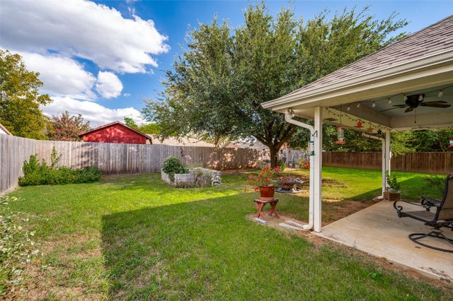 616 N Cherry Street, Aubrey, TX 76227