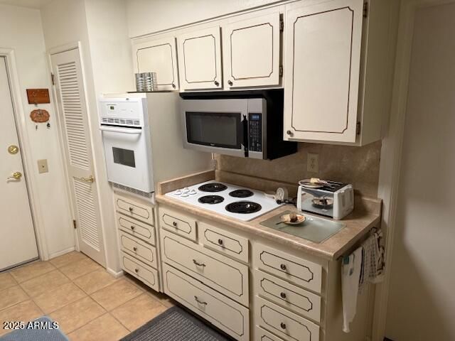 9909 W SANDSTONE Drive, Sun City, AZ 85351