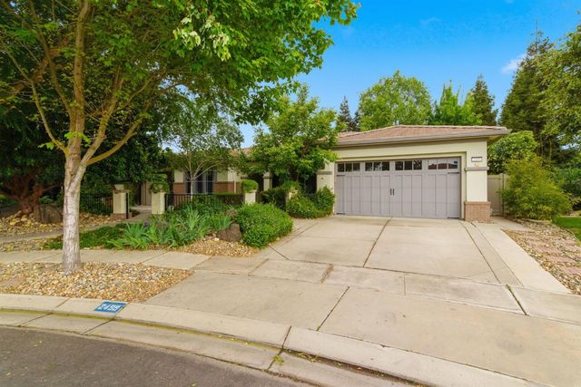 2499 Appleleaf Ln, Manteca, CA 95336