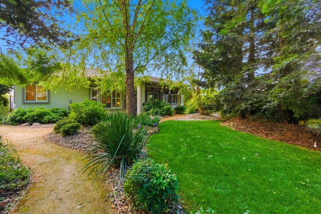 2499 Appleleaf Ln, Manteca, CA 95336