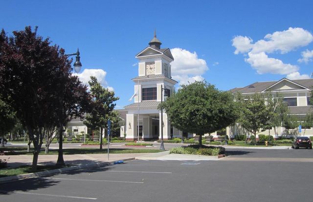 2499 Appleleaf Ln, Manteca, CA 95336