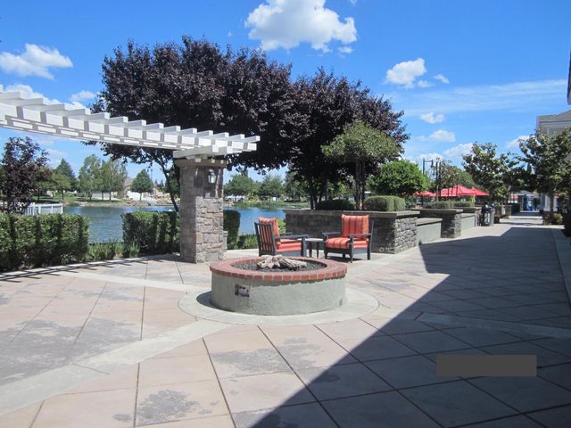 2499 Appleleaf Ln, Manteca, CA 95336