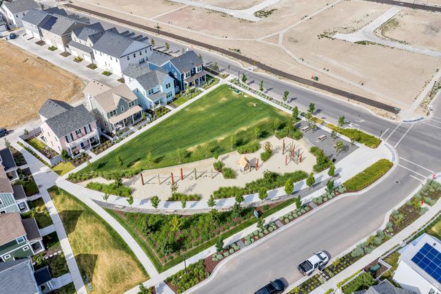 6778 W MEADOW GRASS DR, South Jordan, UT 84009
