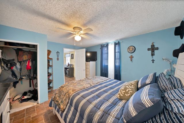 3209 Prairie Avenue, Fort Worth, TX 76106