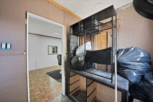 3209 Prairie Avenue, Fort Worth, TX 76106