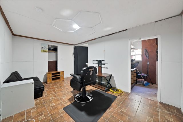 3209 Prairie Avenue, Fort Worth, TX 76106