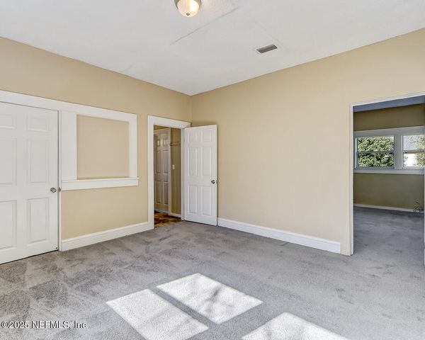 1860 W 31ST Street, Jacksonville, FL 32209