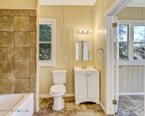 1860 W 31ST Street, Jacksonville, FL 32209