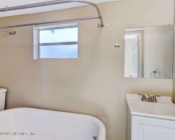 1860 W 31ST Street, Jacksonville, FL 32209