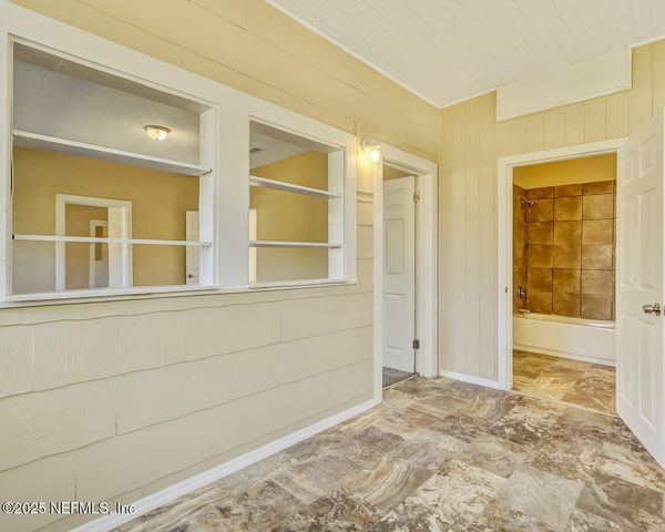 1860 W 31ST Street, Jacksonville, FL 32209