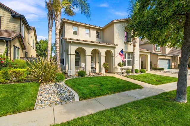 2233 Olson Dr, Lodi, CA 95242