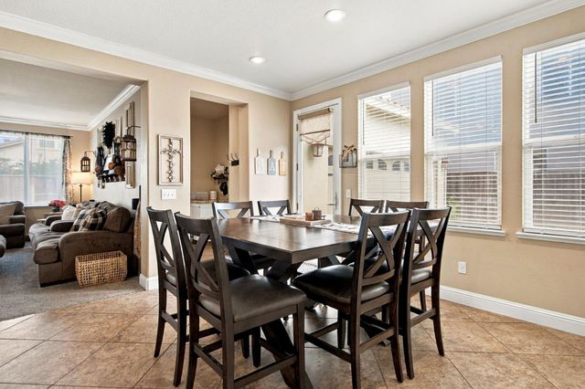2233 Olson Dr, Lodi, CA 95242