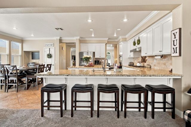 2233 Olson Dr, Lodi, CA 95242