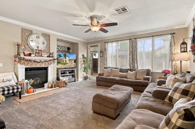 2233 Olson Dr, Lodi, CA 95242