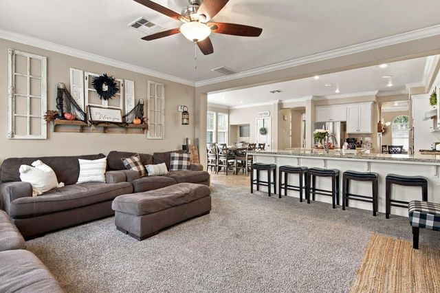 2233 Olson Dr, Lodi, CA 95242