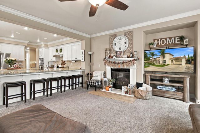 2233 Olson Dr, Lodi, CA 95242