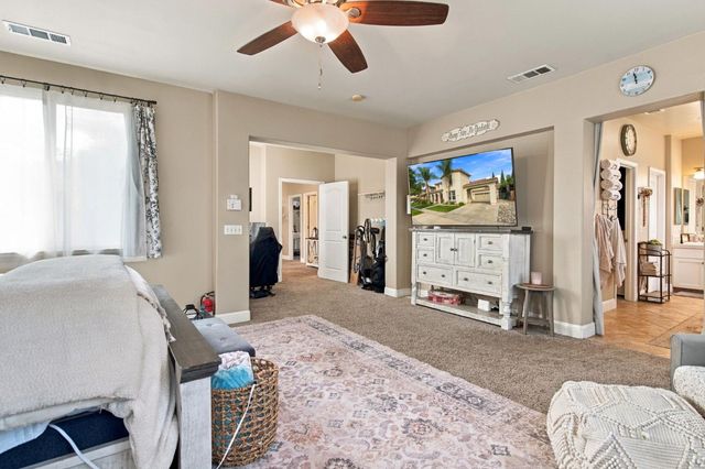 2233 Olson Dr, Lodi, CA 95242
