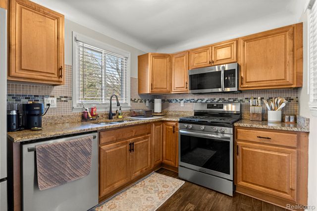 15404 Belmont Avenue, Allen Park, MI 48101