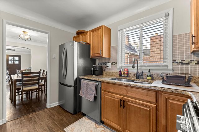 15404 Belmont Avenue, Allen Park, MI 48101