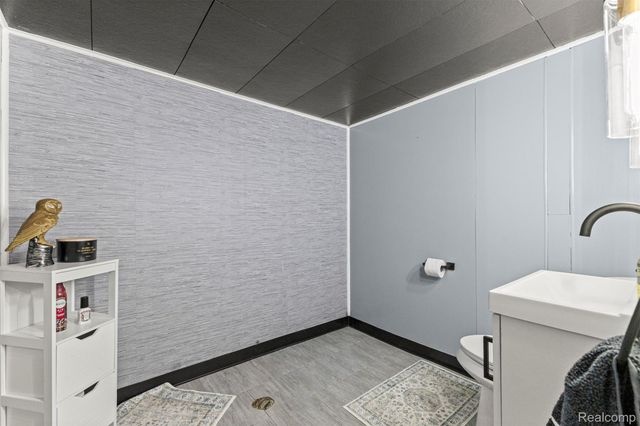 15404 Belmont Avenue, Allen Park, MI 48101