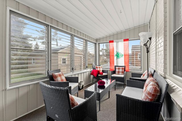 15404 Belmont Avenue, Allen Park, MI 48101