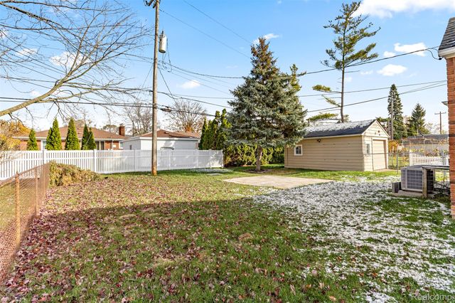 15404 Belmont Avenue, Allen Park, MI 48101